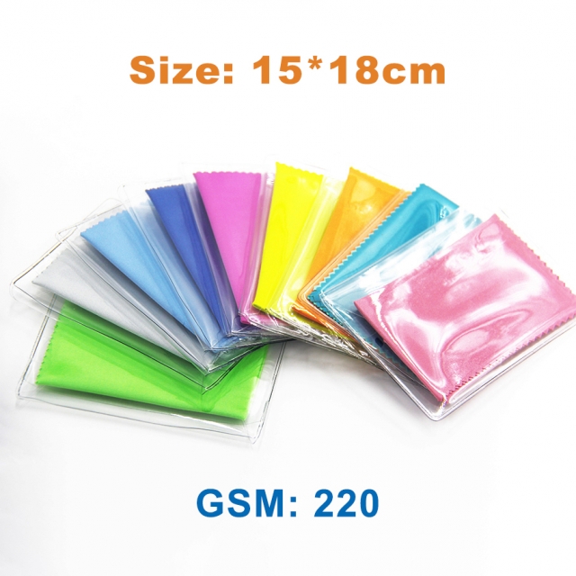 Individual PVC Package Customized Printing Microfiber cleaning cloth First quality soft Free logo printing 15x18cm